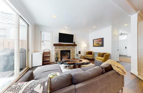 Downtown Park City House | Hillside Hideaway