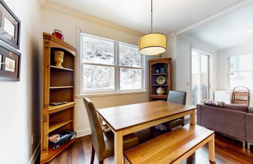 Downtown Park City House | Hillside Hideaway