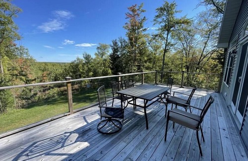 Lewiston House | Hillside Pines Summar