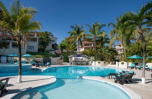 Los Maestros Condo | Hillside Residence Suites - 1 & 2 Bedroom - Gold or Black All-Inclusive