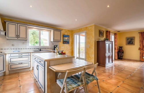 Roquebrun Villa | Hillside Retreat in Roquebrun