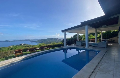 Playa Hermosa House | Hillside Treasure 4 BR 3.5 Bath Amazing Views of Playa Hermosa
