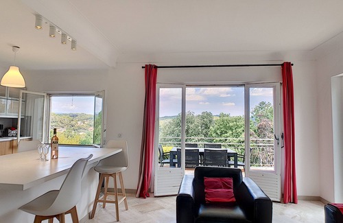 Carces Villa | Hillside Villa With Private Pool And Walking Distance To the Village Of Carces