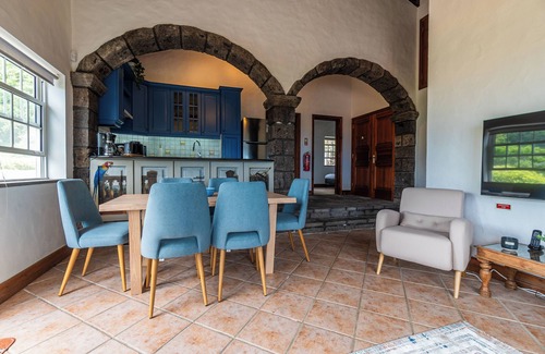 Vila Franca do Campo Villa | Hilltop 6 bedroom 2 home villa w/expansive ocean views in Vila Franca do Campo