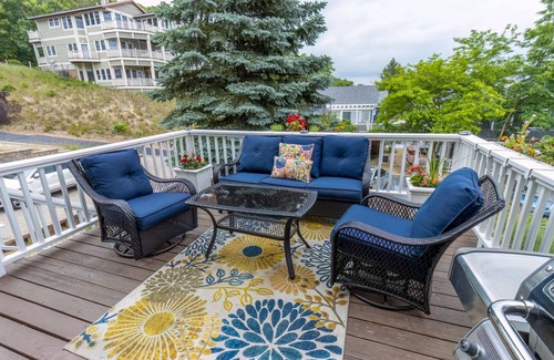 Michigan City House | Hilltop Beachwalk Resort Beauty for 23 guests!