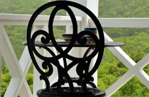 Freetown Cottage | Hilltop Cottage w/breathtaking view of Atlantic Ocean.