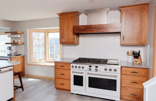 Rome City House | Hilltop Haven + Arbor Island | 5BR/4BA | Hot Tub, Fire Pit, Pier, Kayak/SUP