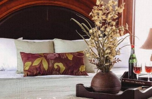 Brightwood House | Hilltop Haven Luxury lodging in Wine country