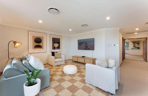 Shell Cove House | Hilltop Haven - Shell Cove