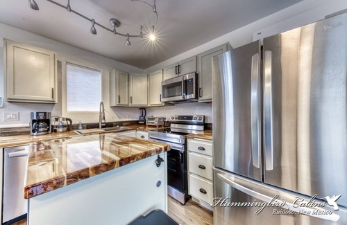 Ruidoso Cabin | Hilltop Hideaway - Amazing Views, w/ hot tub and Pet Friendly!