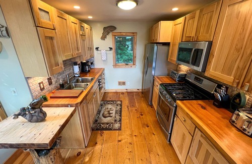 Bolton Landing House | HIlltop Hideaway - Great views of the Lake George