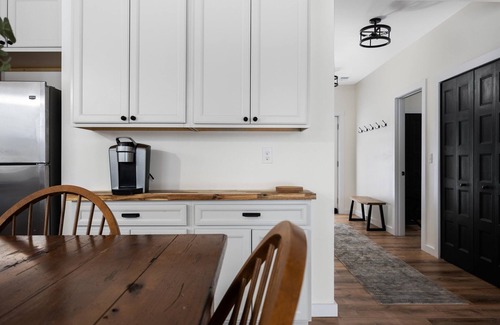 Bellaire House | Hilltop Hideaway located moments away from Shanty Creek & Torch Lake