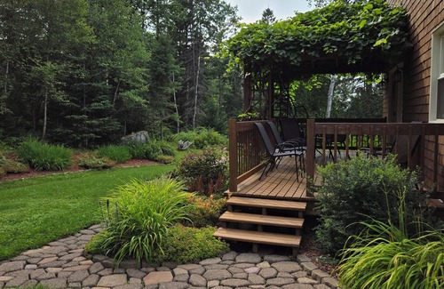 Quispamsis House | Hilltop Hideaway Quispamsis
