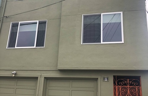 Bernal Heights Apartment | Hilltop House Guest Suite with Stunning View with very easy street parking