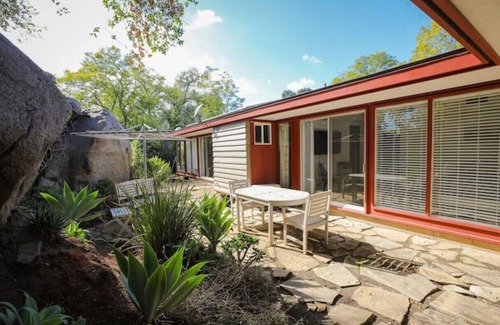 North Ridge Villa | Hilltop Retreat - MAIN HOUSE, 40-acres, Open Views