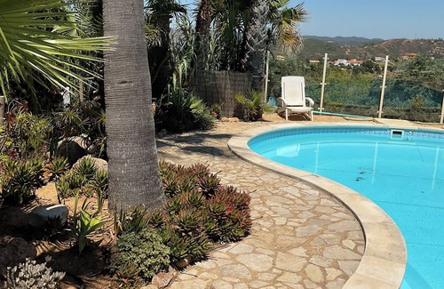 Silves Villa | Hilltop villa with lovely pool and stunning views,. Inc. air-con,and BBQ.