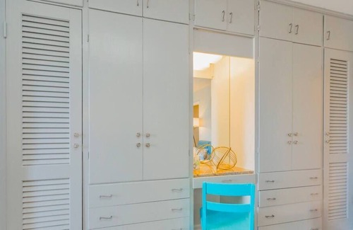 Melrose Condo | Hillview Studio - Seasonal Pool
