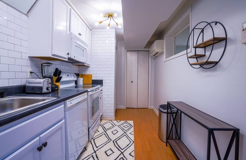 Hillwood House | Hillwood Nest | Pet Friendly