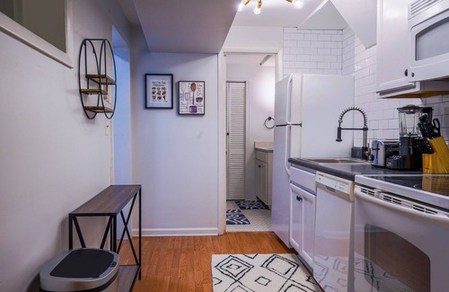 Hillwood House | Hillwood Nest | Pet Friendly