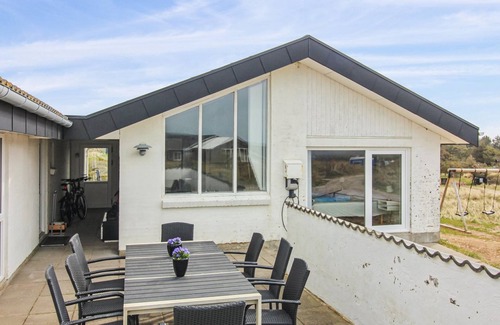 Grønhøj House | "Hilmer" - 180m from the sea by Interhome