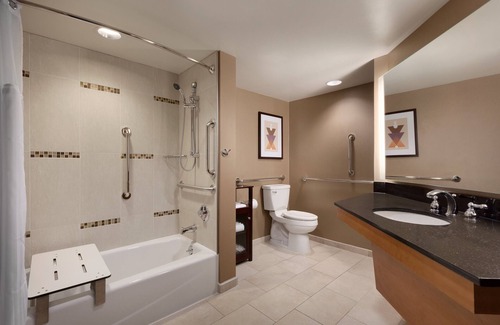 Ballston Hotel | Hilton Arlington