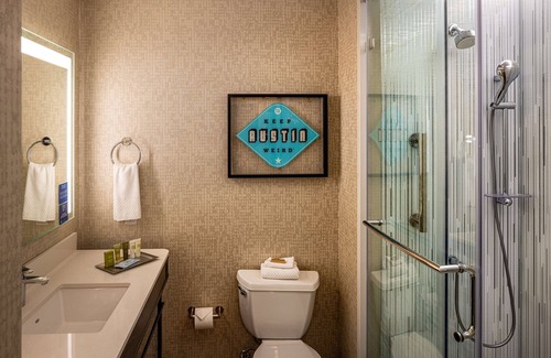 Austin Hotel | Hilton Austin Airport