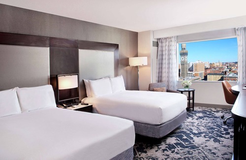 Downtown West Hotel | Hilton Baltimore Inner Harbor