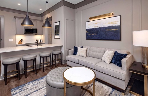 Ansonborough Hotel | Hilton Club Liberty Place Charleston