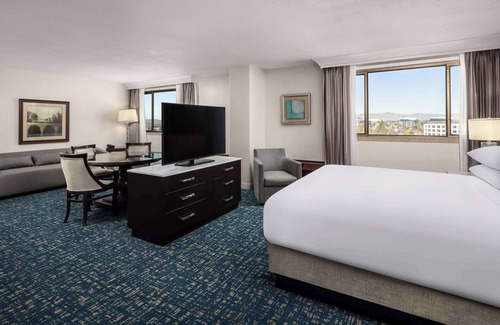 Concord Hotel | Hilton Concord