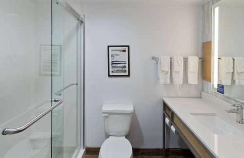 Crestline Heights Hotel | Hilton Garden Inn Birmingham SE/Liberty Park