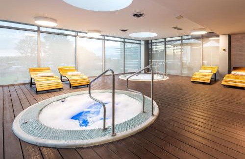 Calle 26 Hotel | Hilton Garden Inn Bogota Airport