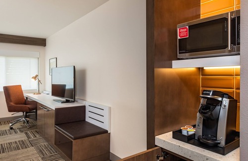 Downtown Hotel | Hilton Garden Inn Davis Downtown