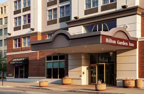 Downtown Omaha Hotel | Hilton Garden Inn Omaha Downtown-Old Market Area