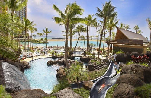 Waikiki Resort | Hilton Hawaiian Village - Experience Paradise in a 2BR Villa - Sleeps 6
