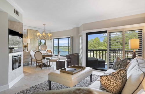 Palmetto Dunes Condo | Hilton head island voted best island 6 years by Condé Nast. Location location!