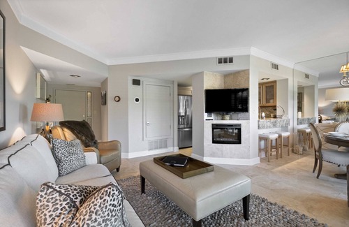 Palmetto Dunes Condo | Hilton head island voted best island 6 years by Condé Nast. Location location!