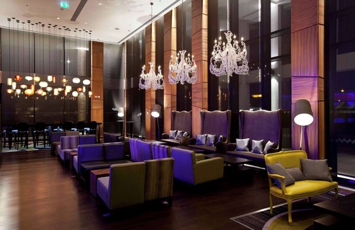 Colnbrook Hotel | Hilton London Heathrow Airport Terminal 5