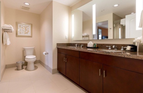 Carlsbad Resort | Hilton MarBrisa Carlsbad 2 Bedroom Villa - Sleeps 6