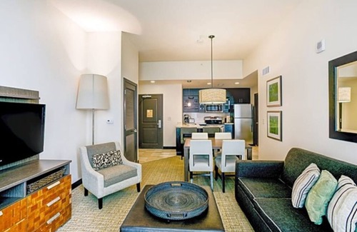 Northeast Virginia Beach Resort | Hilton Oceanaire Resort Escape – Oceanfront Bliss with Dual Oceanview Balconies!