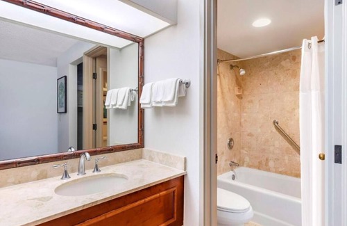 Waikoloa Resort | Hilton Towers Jr Suite