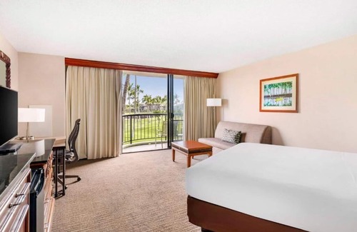 Waikoloa Resort | Hilton Towers Jr Suite