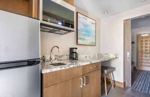 South Lake Tahoe Resort | Hilton Vacation Club - Tahoe Seasons - Across from Heavenly Ski Resort