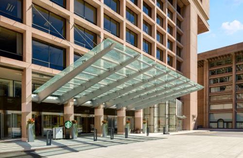 Southwest Federal Center Hotel | Hilton Washington DC National Mall The Wharf