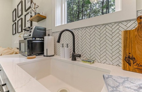 Logan Apartment | Hiltop Haven: The Trifecta
