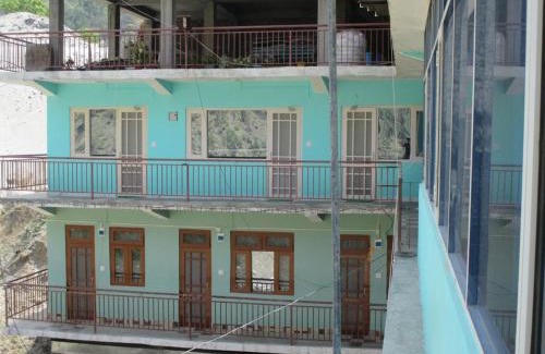 Kumharsain House | Himalayan Flower Vatika