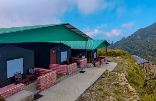 Chakrata Hotel | Himalayan Stay Lodges