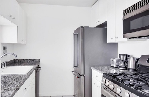 Union Square Apartment | Hip Flatiron 1BR w/Elevator & Gym, near Union Square Park, by Blueground