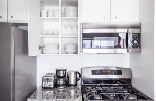 Union Square Apartment | Hip Flatiron 1BR w/Elevator & Gym, near Union Square Park, by Blueground