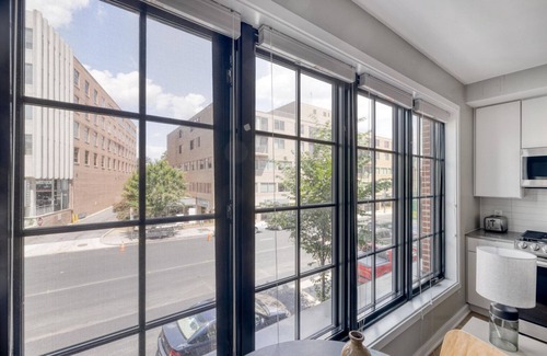 Glover Park Apartment | Hip Glover Park 1BR w/Rooftop & A/C, nr Bars & Groceries, by Blueground