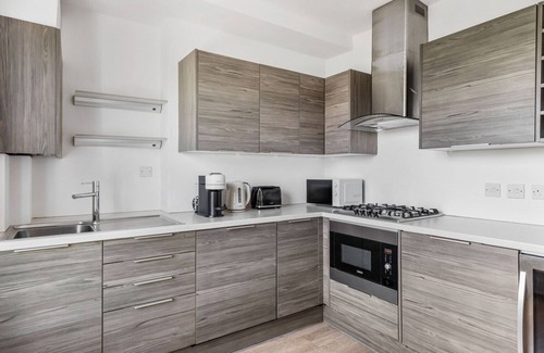 Notting Hill Apartment | Hip Ladbroke Grove 1BR, nr Portobello Market & Station, by Blueground